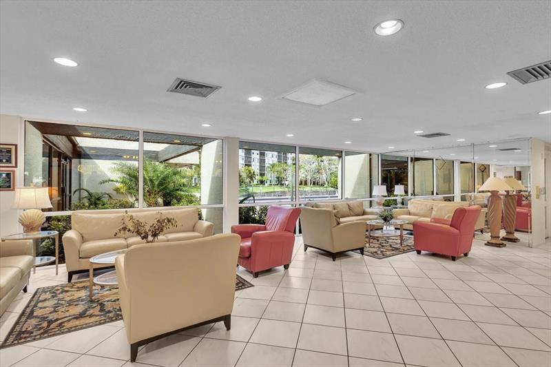 2112 S Cypress Bend Drive Pompano Beach FL 33069