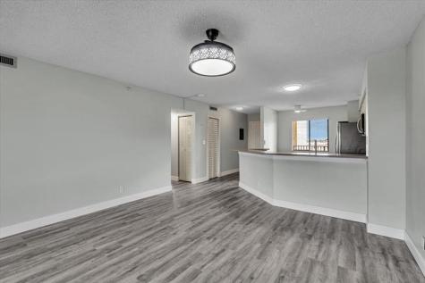 2112 S Cypress Bend Drive Pompano Beach FL 33069