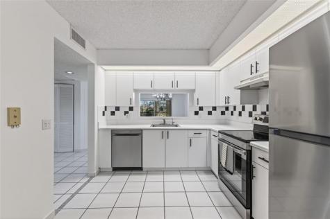 900 SW 142nd Avenue Pembroke Pines FL 33027