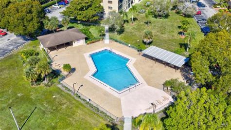 900 SW 142nd Avenue Pembroke Pines FL 33027