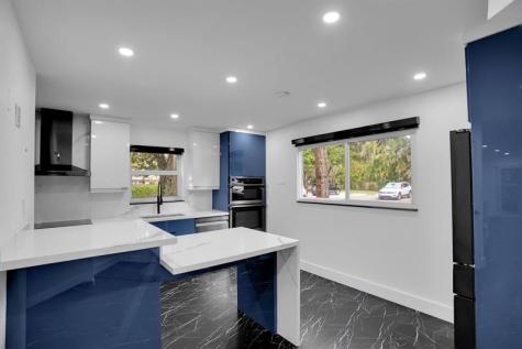 1601 Abaco Coconut Creek FL 33066