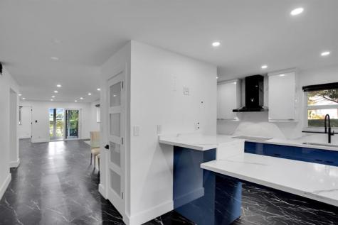 1601 Abaco Coconut Creek FL 33066