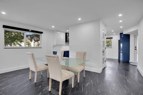 1601 Abaco Coconut Creek FL 33066