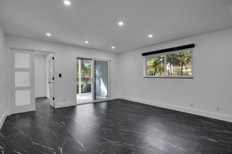 1601 Abaco Coconut Creek FL 33066