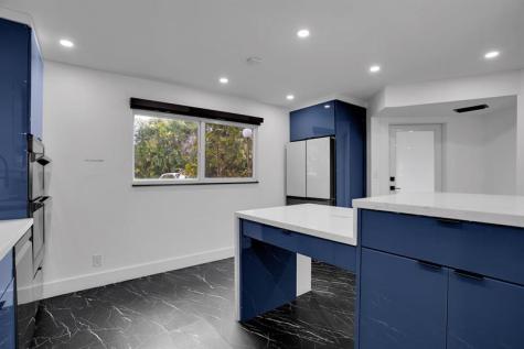 1601 Abaco Coconut Creek FL 33066