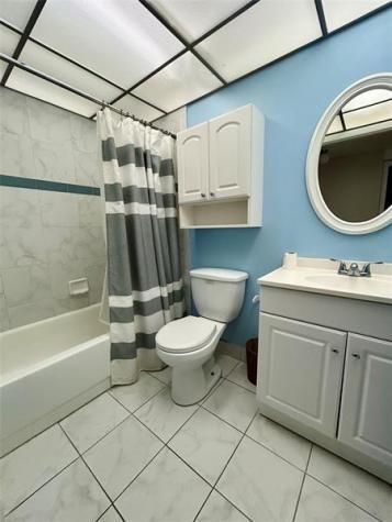 10429 E Clairmont Circle Tamarac FL 33321