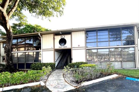 10429 E Clairmont Circle Tamarac FL 33321