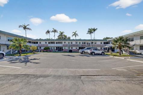 1354 N 12th Court Hollywood FL 33019