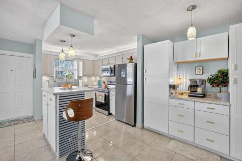 1354 N 12th Court Hollywood FL 33019