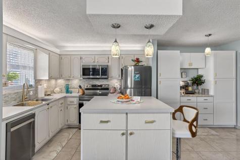 1354 N 12th Court Hollywood FL 33019
