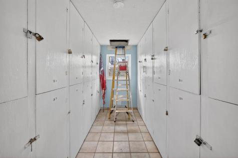 1354 N 12th Court Hollywood FL 33019