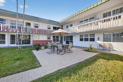 1354 N 12th Court Hollywood FL 33019
