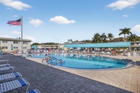 1354 N 12th Court Hollywood FL 33019