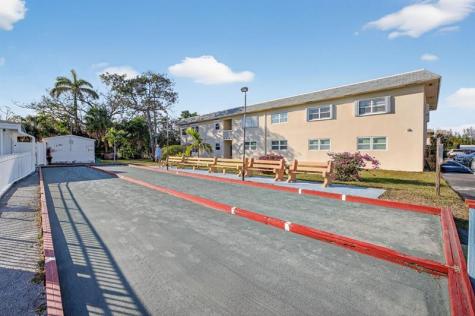 1354 N 12th Court Hollywood FL 33019