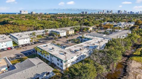 1354 N 12th Court Hollywood FL 33019