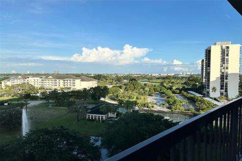2480 Presidential Way West Palm Beach FL 33401