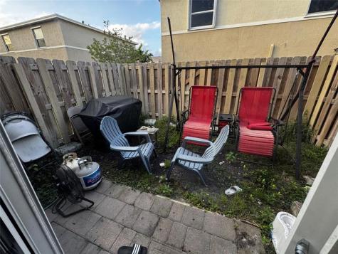 476 NE 5th Terrace Florida City FL 33034