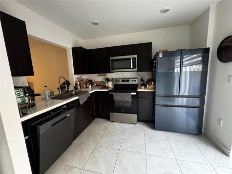 476 NE 5th Terrace Florida City FL 33034