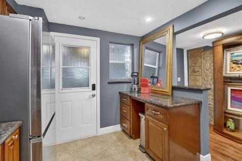 3050 NE 16th Avenue Oakland Park FL 33334