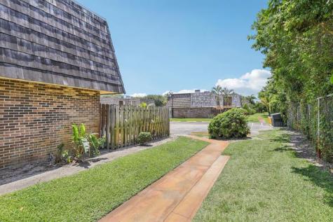 1660 Forest Lakes Circle West Palm Beach FL 33406