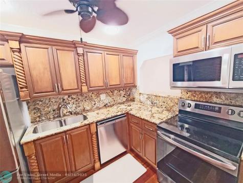 139 Sparrow Drive Royal Palm Beach FL 33411