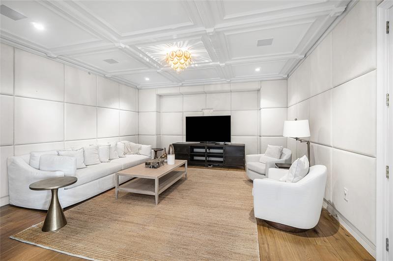 450 SE 5th Avenue Boca Raton FL 33432