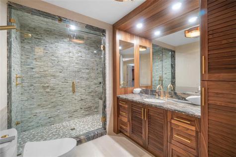 450 SE 5th Avenue Boca Raton FL 33432