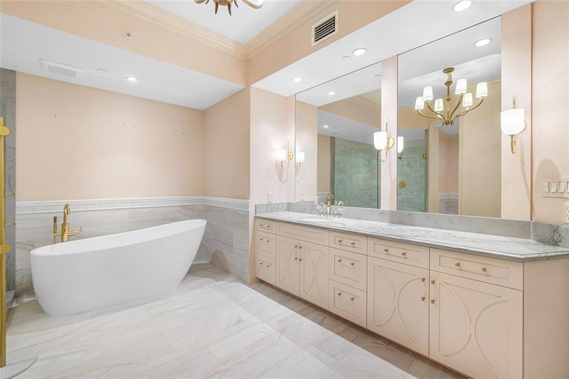 450 SE 5th Avenue Boca Raton FL 33432