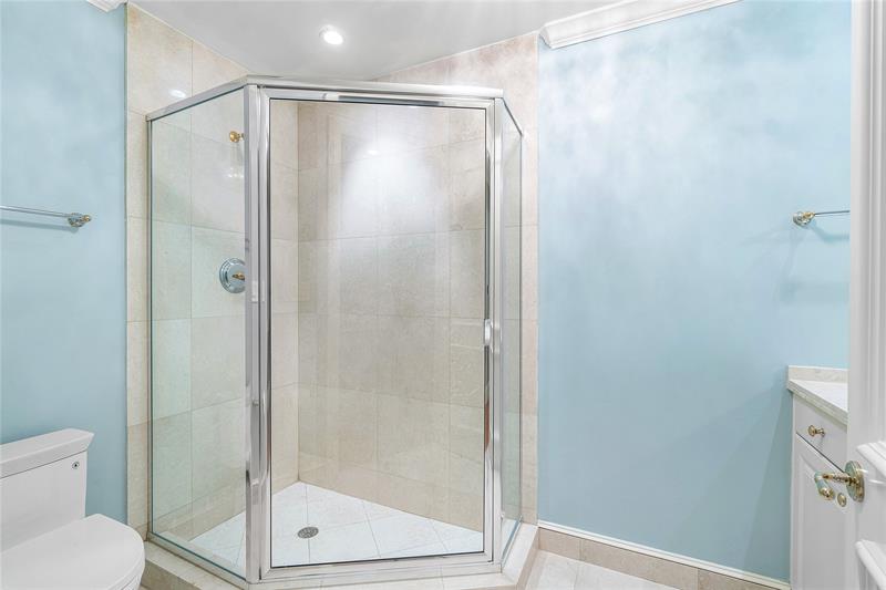 450 SE 5th Avenue Boca Raton FL 33432