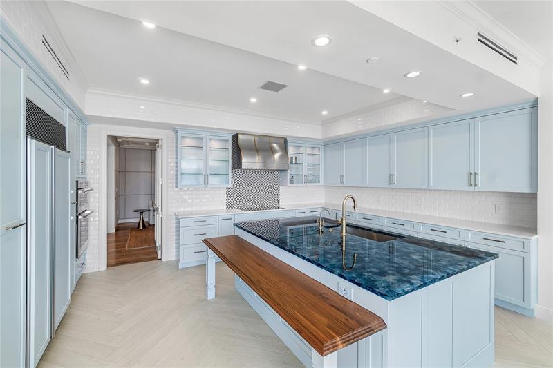 450 SE 5th Avenue Boca Raton FL 33432