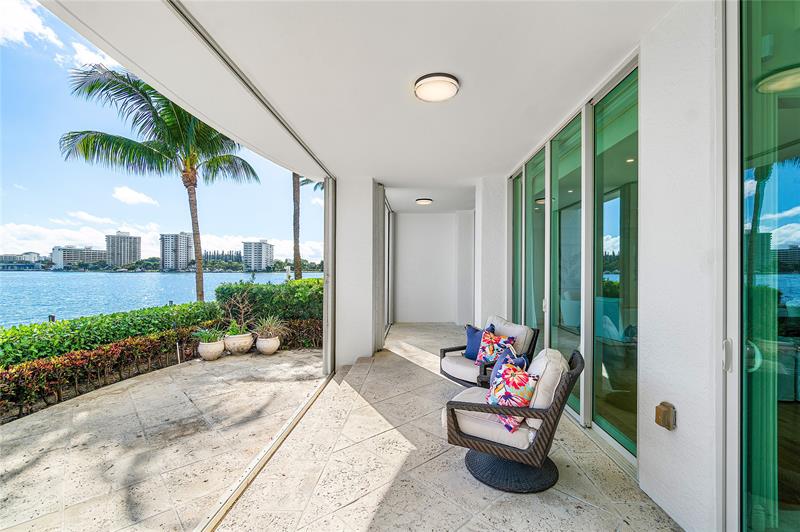 450 SE 5th Avenue Boca Raton FL 33432