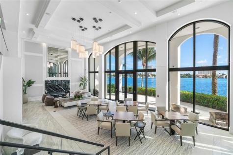 450 SE 5th Avenue Boca Raton FL 33432