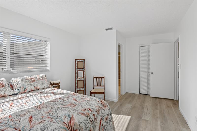 1032 NW 83 Avenue Plantation FL 33322