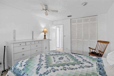 1032 NW 83 Avenue Plantation FL 33322
