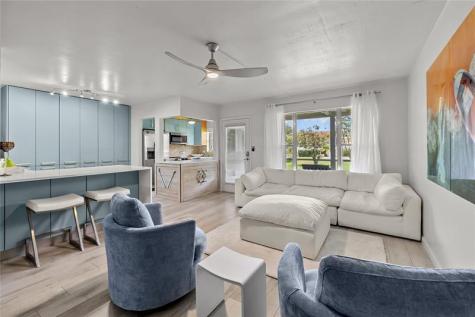 808 SE 7th Street Deerfield Beach FL 33441