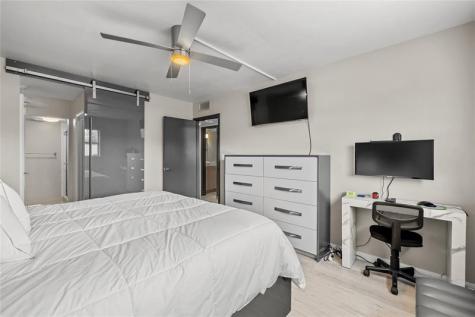 808 SE 7th Street Deerfield Beach FL 33441