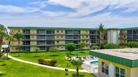 808 SE 7th Street Deerfield Beach FL 33441