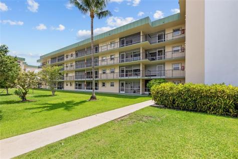 808 SE 7th Street Deerfield Beach FL 33441