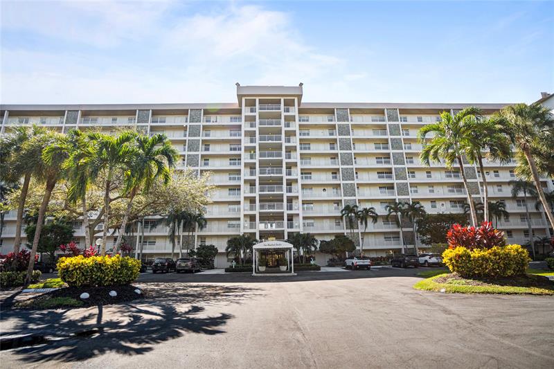 3510 Oaks Way Pompano Beach FL 33069