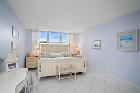 3510 Oaks Way Pompano Beach FL 33069