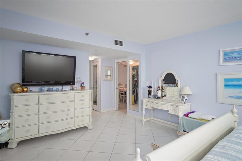 3510 Oaks Way Pompano Beach FL 33069