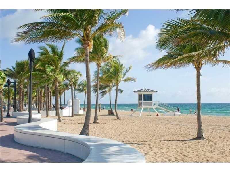 3510 Oaks Way Pompano Beach FL 33069