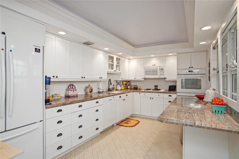 3510 Oaks Way Pompano Beach FL 33069