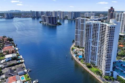 19101 NE 36th Court Aventura FL 33180
