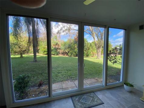 1060 Oakridge F Deerfield Beach FL 33442