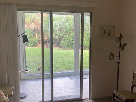 1060 Oakridge F Deerfield Beach FL 33442