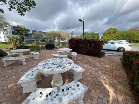 1060 Oakridge F Deerfield Beach FL 33442