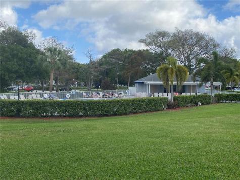 1060 Oakridge F Deerfield Beach FL 33442