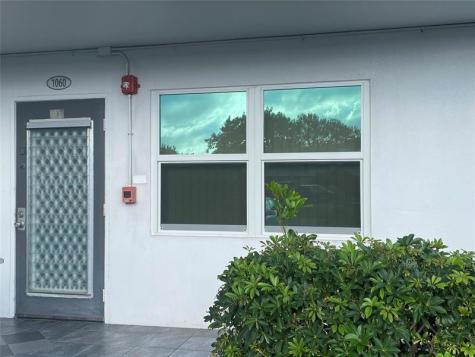 1060 Oakridge F Deerfield Beach FL 33442