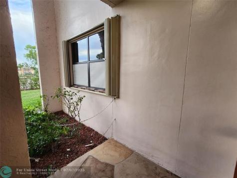10180 NW 30th Court Sunrise FL 33322